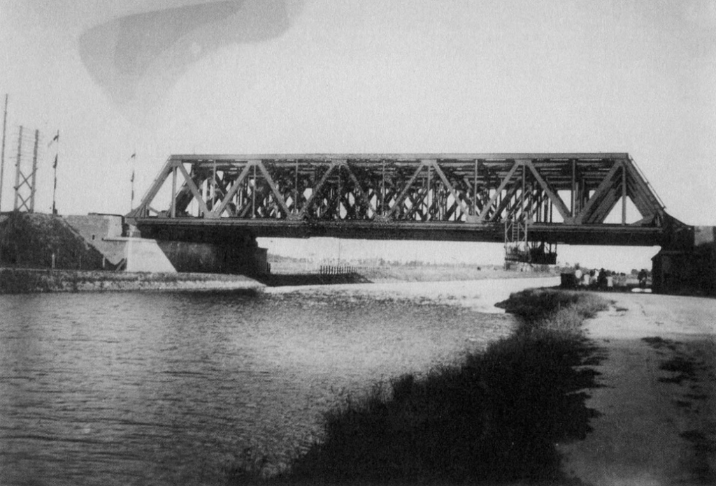 1924 Spoorbrug over het Wilhelminakanaal.