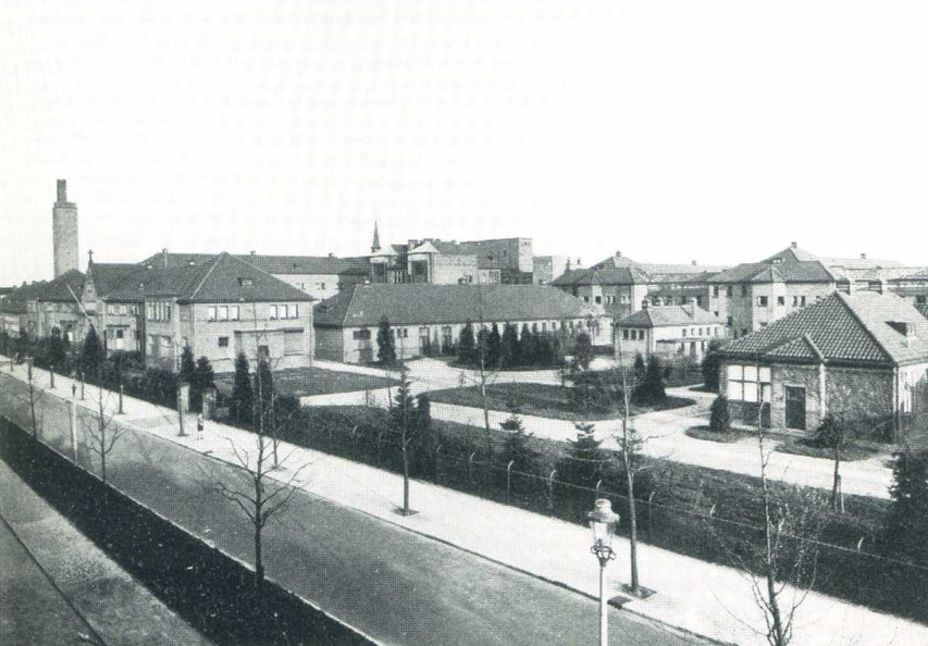 1935 St. Elisabeth ziekenhuis vooraanzicht Jan van Beverwijckstraat.