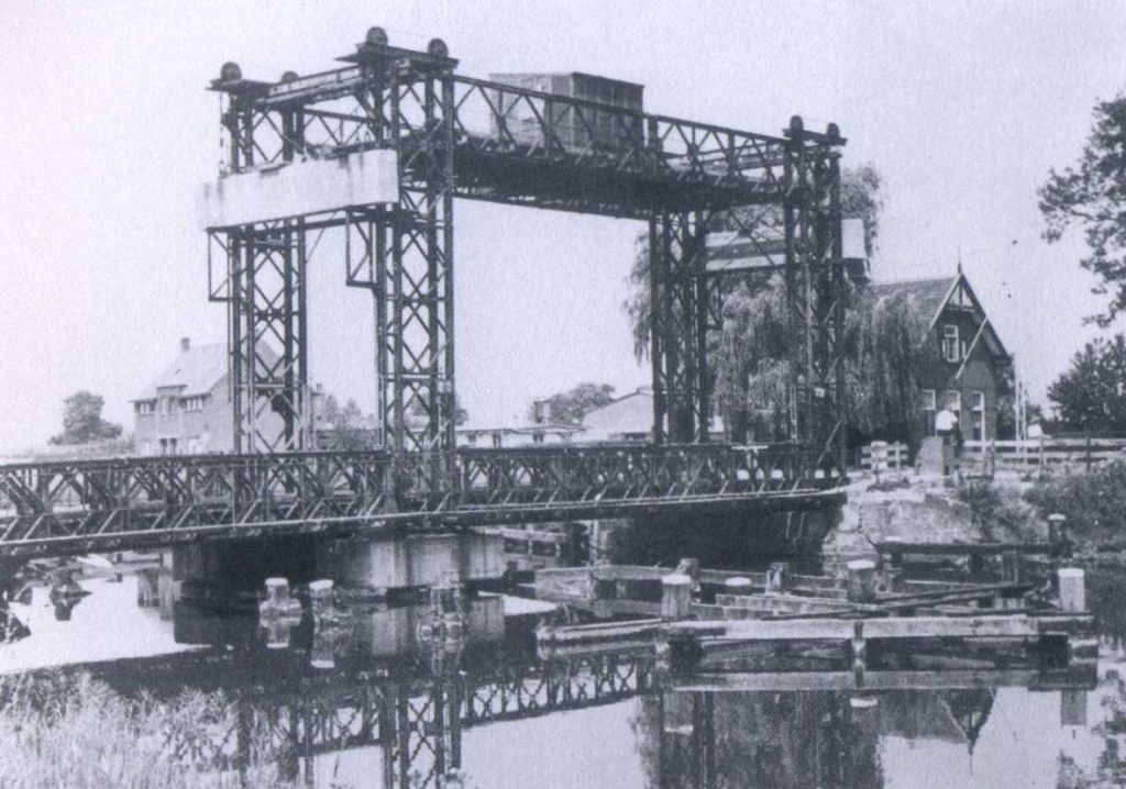 1944 Bailey brug Bosscheweg.