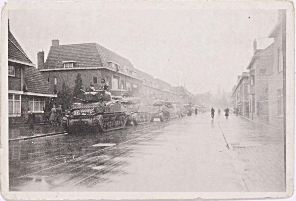 1944 Nieuwe Bosscheweg geallieerden richting centrum.