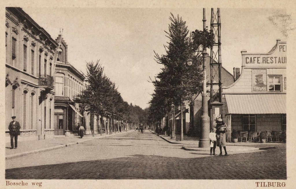 1915 Bosscheweg. Rechts Café Belle Vue.