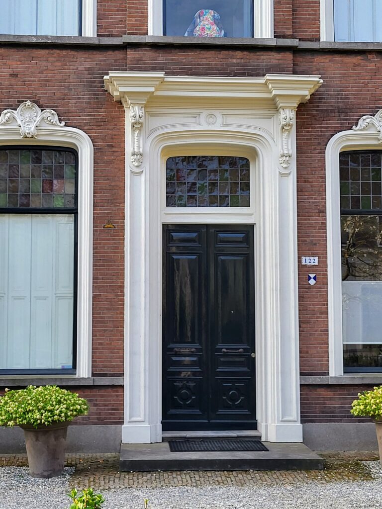 2022 St. Josephstraat 122.