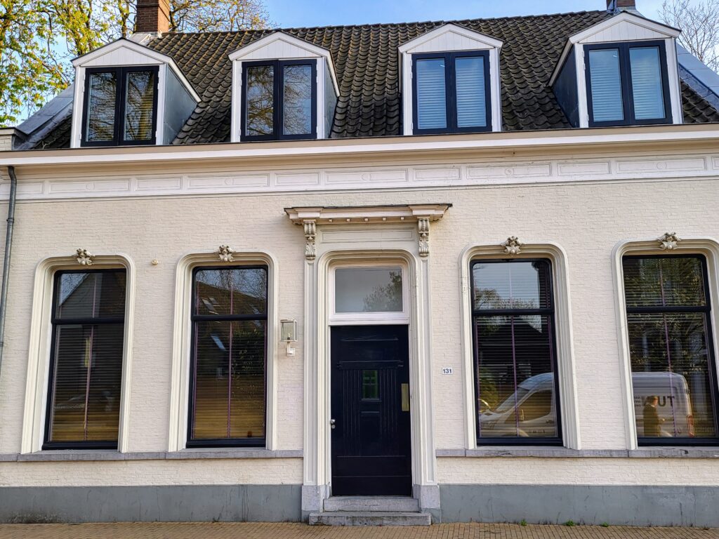 2022 St. Josephstraat 131.