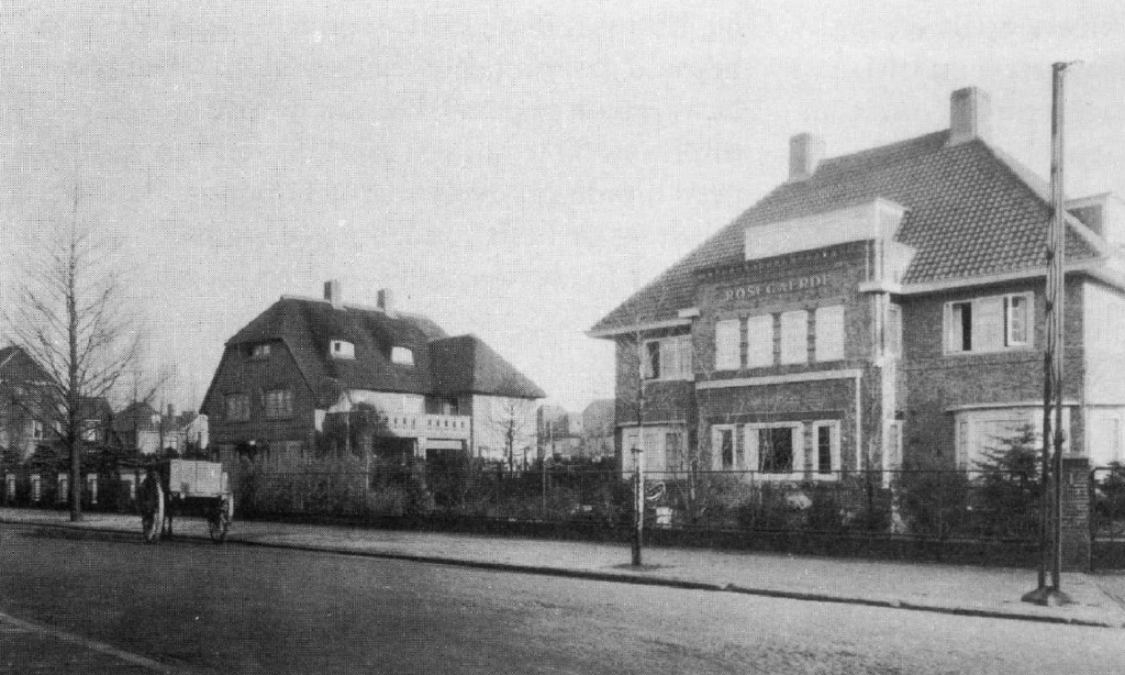 1927 Prof. Dondersstraat 68 en 70 (Rosegaerde).