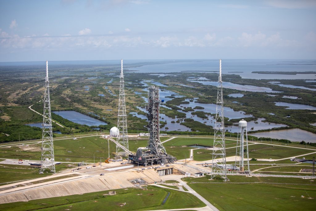 Mobile Launcher at Launch Pad 39B