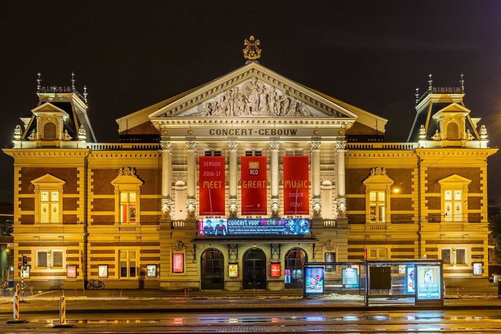 Mahler at night