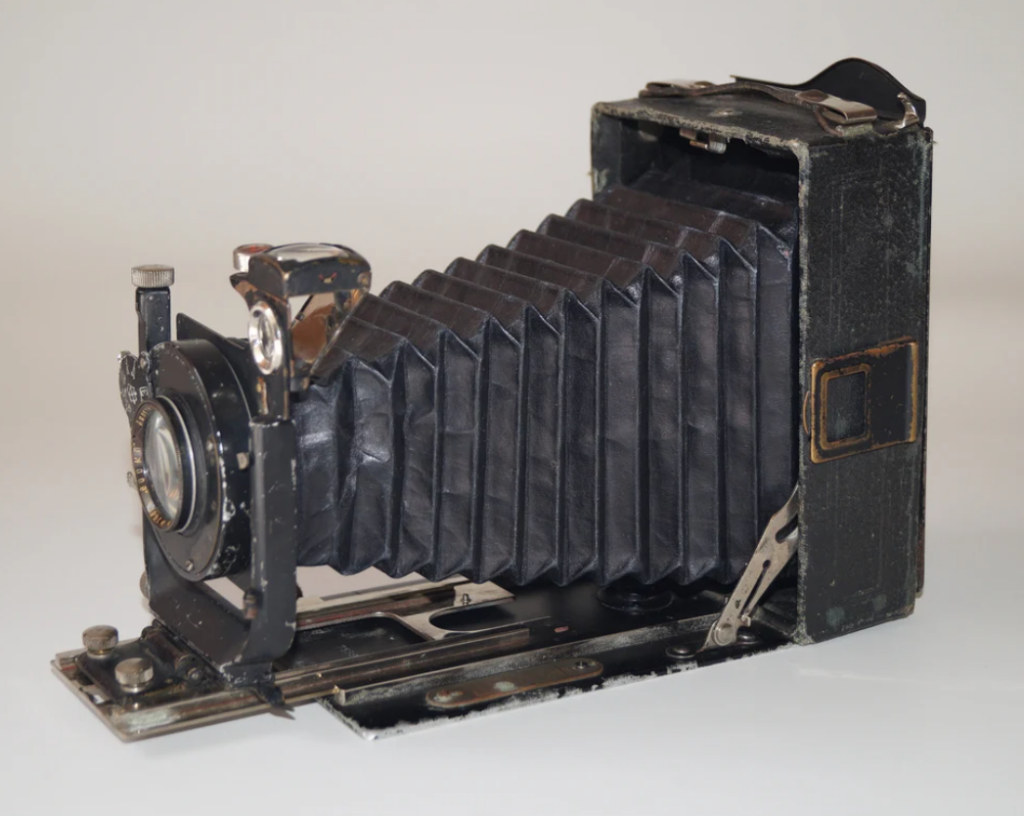 Photo camera 1920